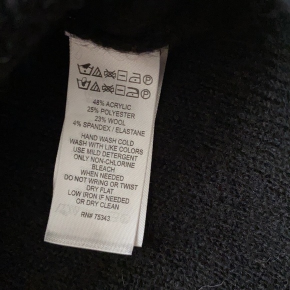 EUC wool cardigan- draped front and collar-1 button closure- Adrienne Vittadini - Picture 9 of 12